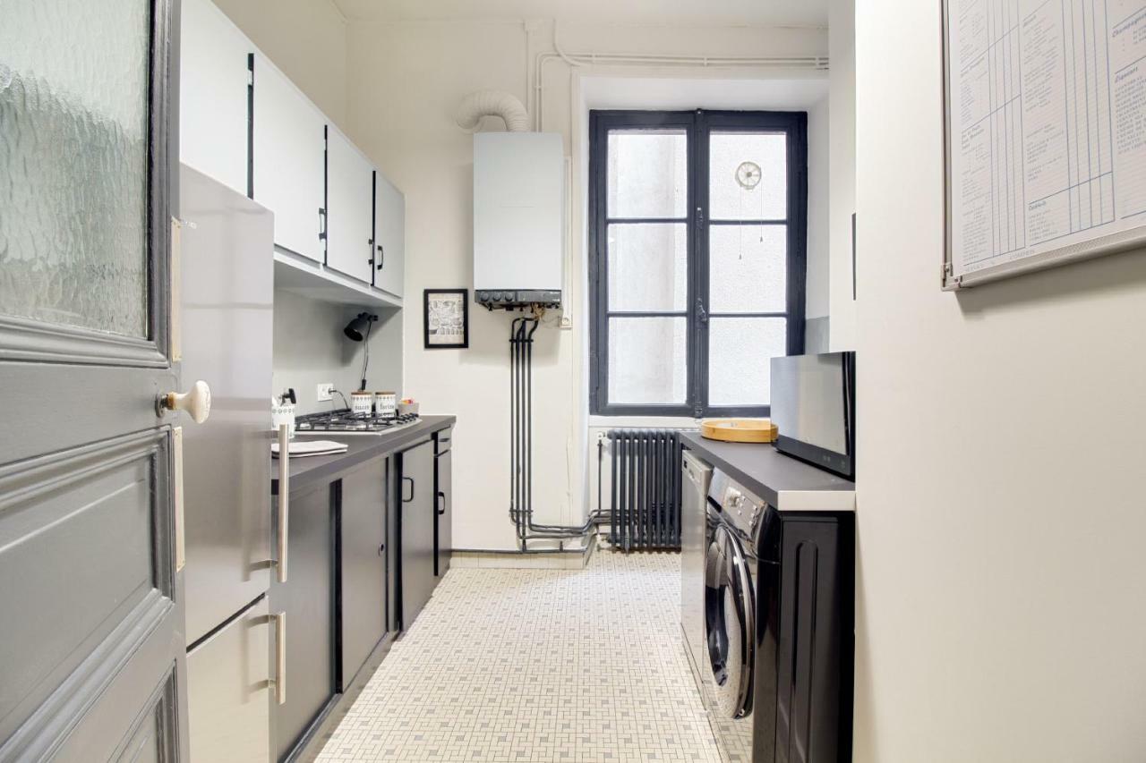 Sous Le Cedre - Au Coeur De Nantes Apartment Екстериор снимка