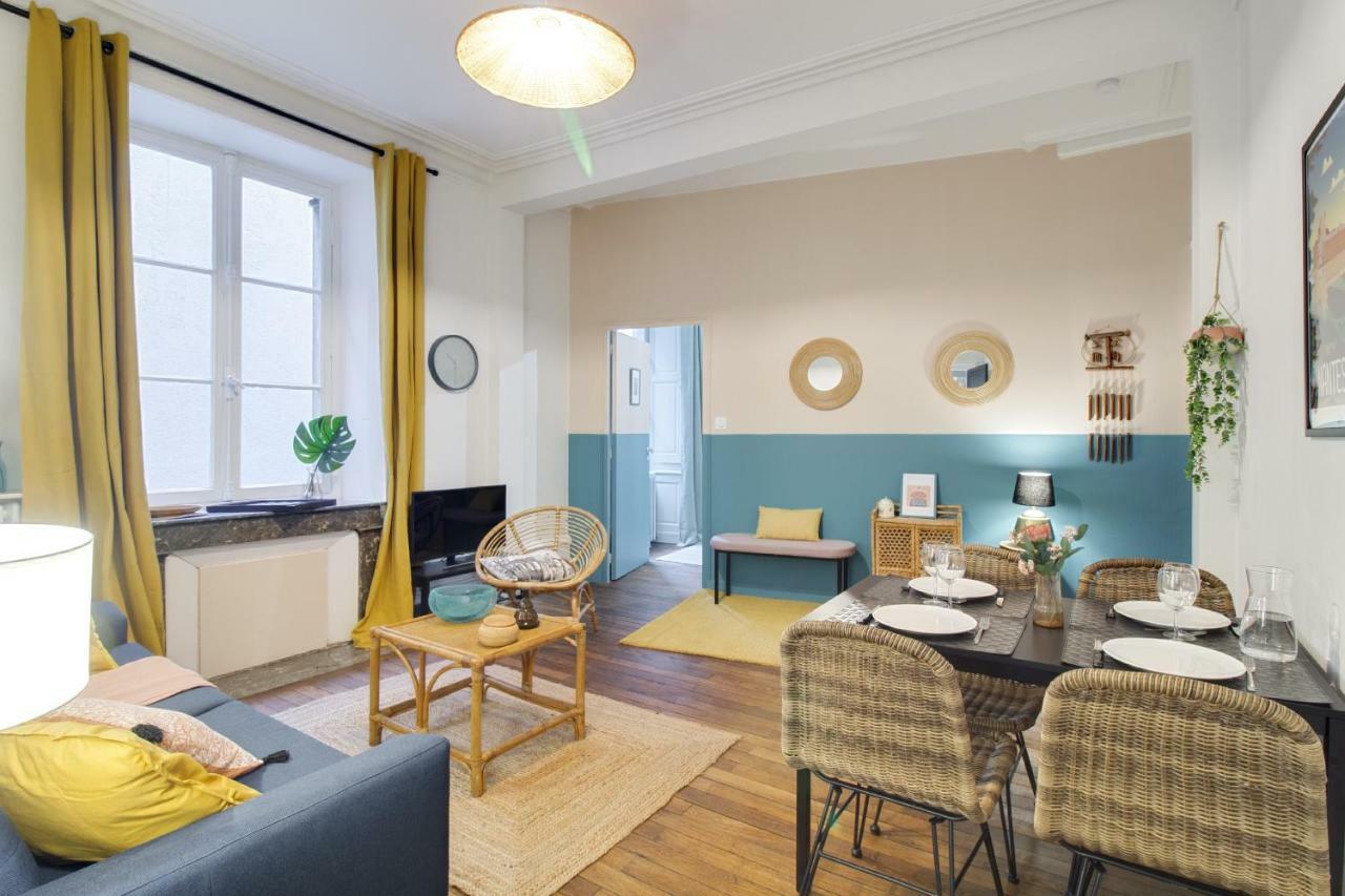 Sous Le Cedre - Au Coeur De Nantes Apartment Екстериор снимка
